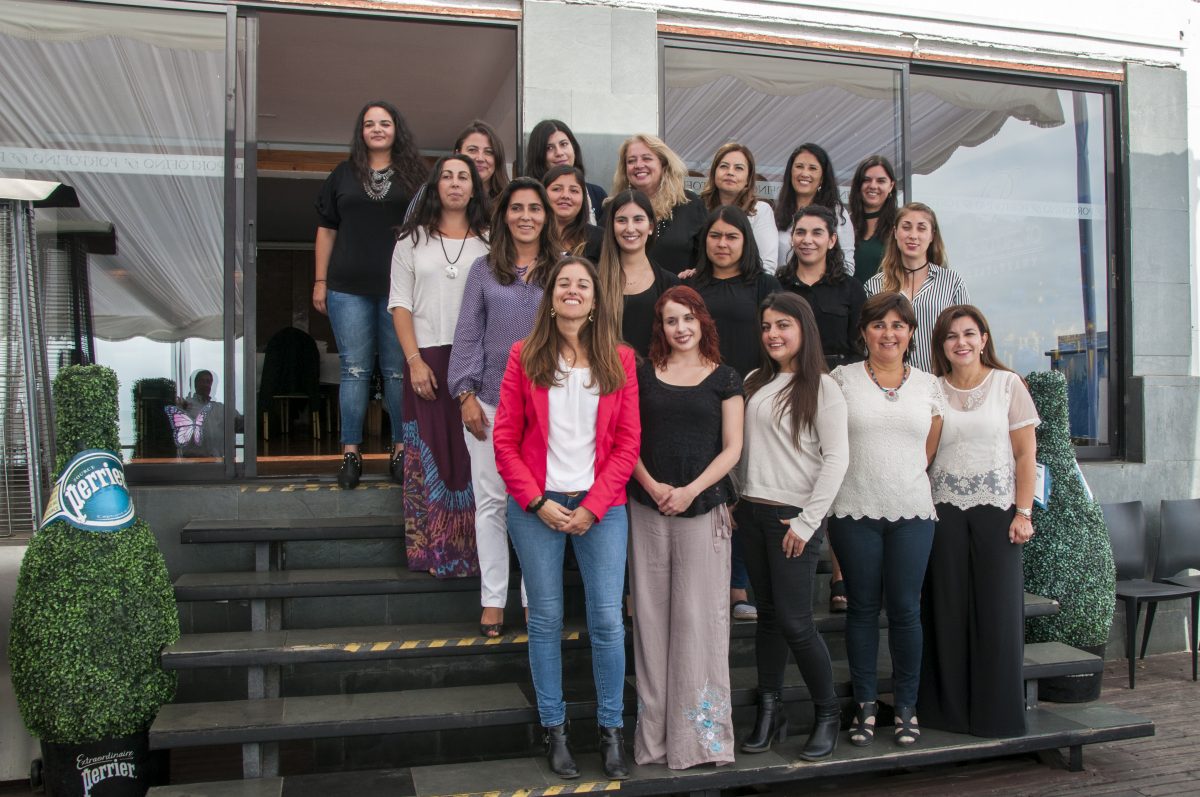 Recognition to women